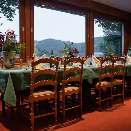 Les Genets Semesterbostad