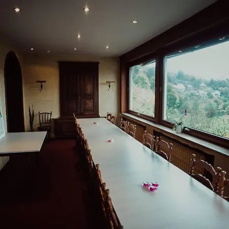 Les Genets La-Roche-en-Ardenne