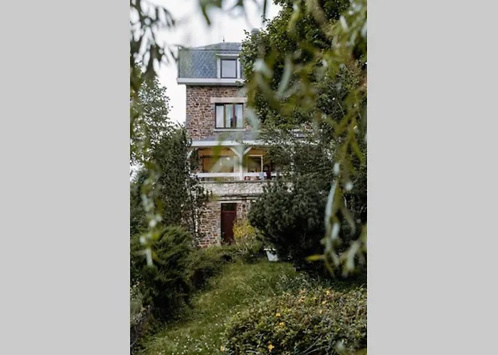 Les Genêts La-Roche-en-Ardenne